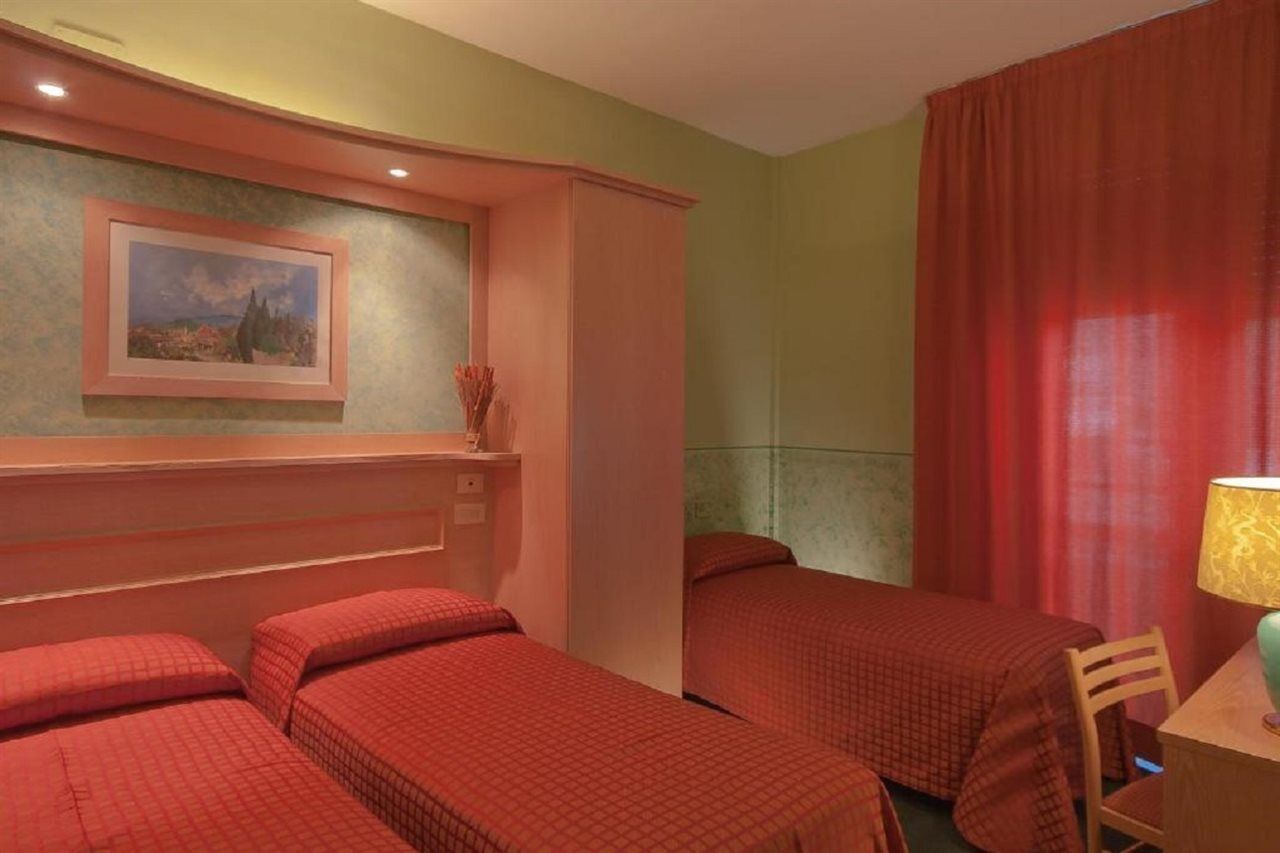 Hotel Meridiana Florence Extérieur photo